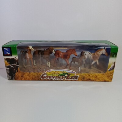 New In Box Country Life Plastic Set of Five Differen Horse Breeds By New Ray