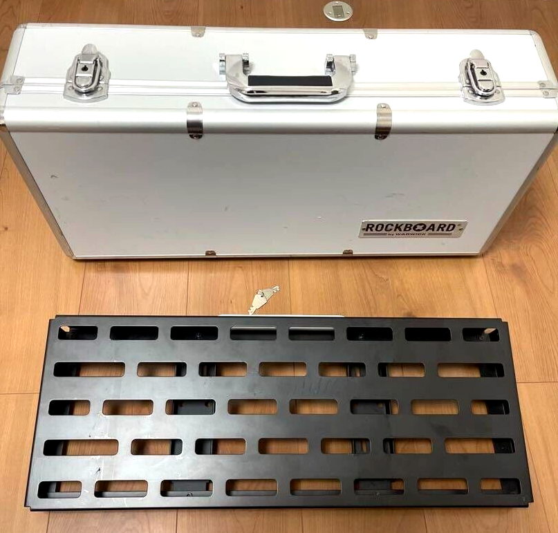 RockBoard TRES 3.2 Pedalboard with Flight Case | eBay