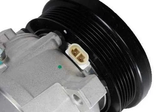 Compresor de aire acondicionado Foto 4 de 4