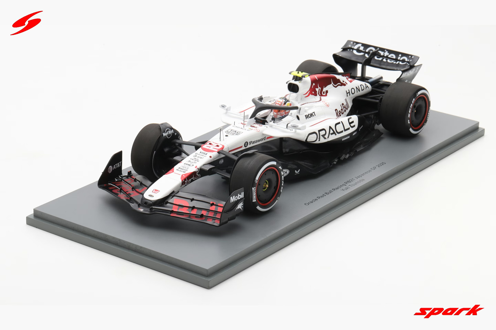 Spark 18S1005 Red Bull RB21 F1 Tsunoda 1/18 cadeau idéal pour passionné de course