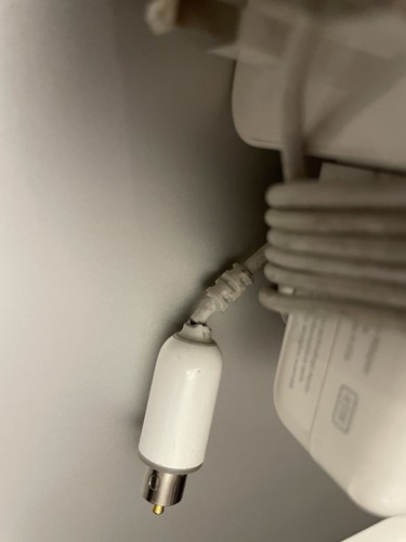 Apple PowerBook G4 15” with charger - Picture 19 of 20