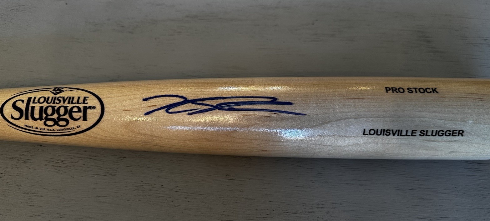 Kyle Schwarber Louisville Slugger Game Model Signed Baseball Bat JSA COA