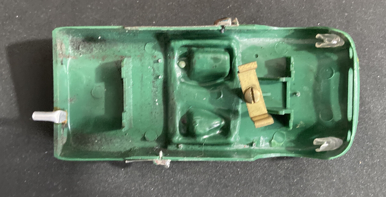 1/32 SLOT CAR PARTS bodies chassis 3 good bodies bits and bobs junk