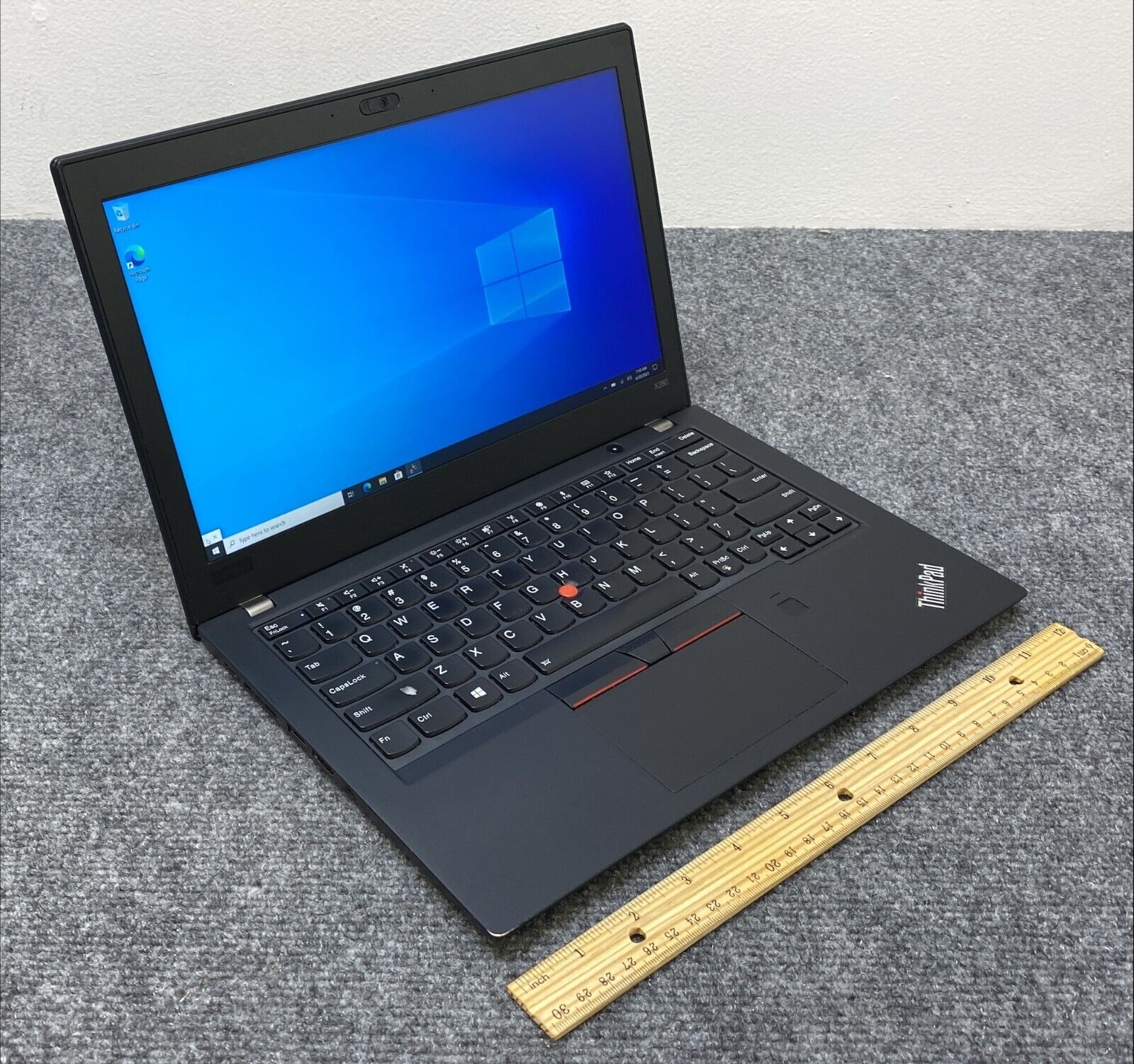 Lenovo ThinkPad X280 12.5” FHD Touchscreen Laptop i7-8550U, 16GB 
