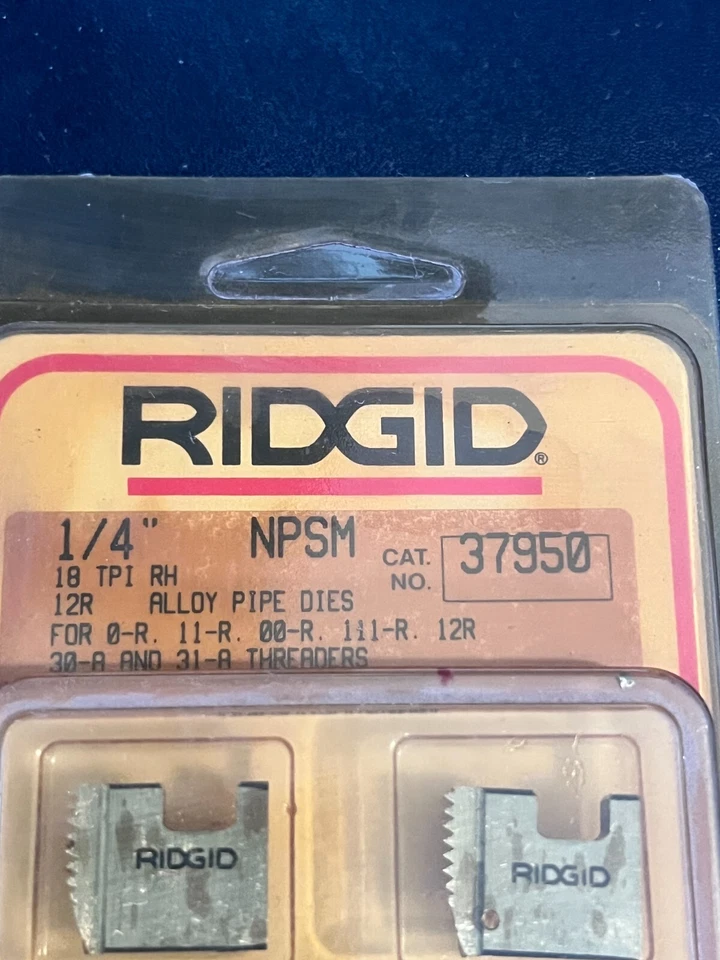 Troqueles de tubería de acero de aleación RIDGID 1/4" NPSM 37950 - 1 paquete Foto 2 de 4