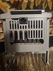  1pcs New Hitachi inverter SJ100-011NFE 1.1/1.5KW 220V