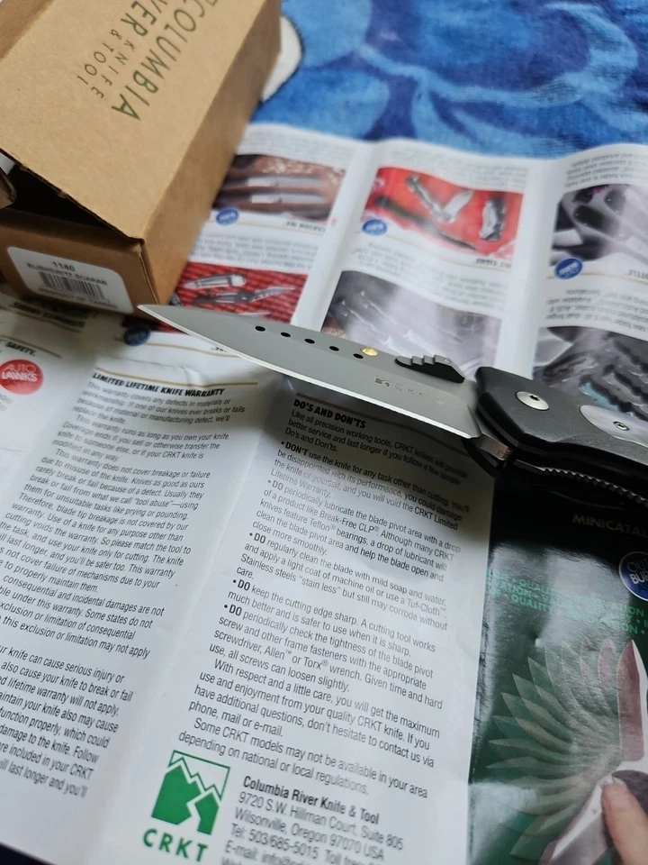 CRKT 🇹🇼  1140 Gold Emblem Elishewitz Scarab Knife w/, AutoLAWKS® & CFL Inserts - Image 3 of 4