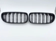 2009 - 2011 BMW E90 E91 LCI Front Grille Carbon Fiber look + Black Dual Slats