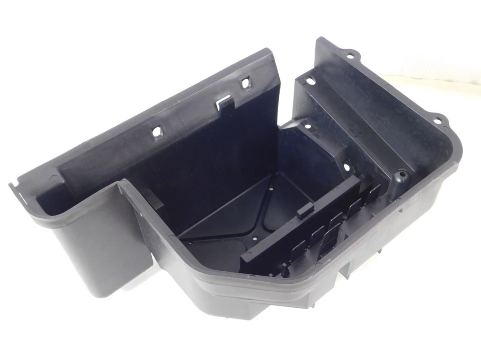 Пластиковый держатель коробки аккумулятора Qlink Front Runner 700 FR700 83727-055-000 - Изображение 3 из 4