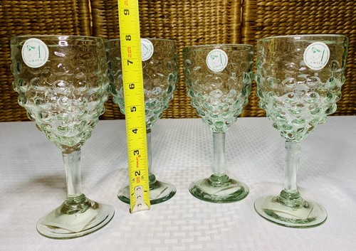RARE Global Amici Handcrafted Recycled Glass Grape Green Goblets Mexico Set of 4 - Bild 4 von 6