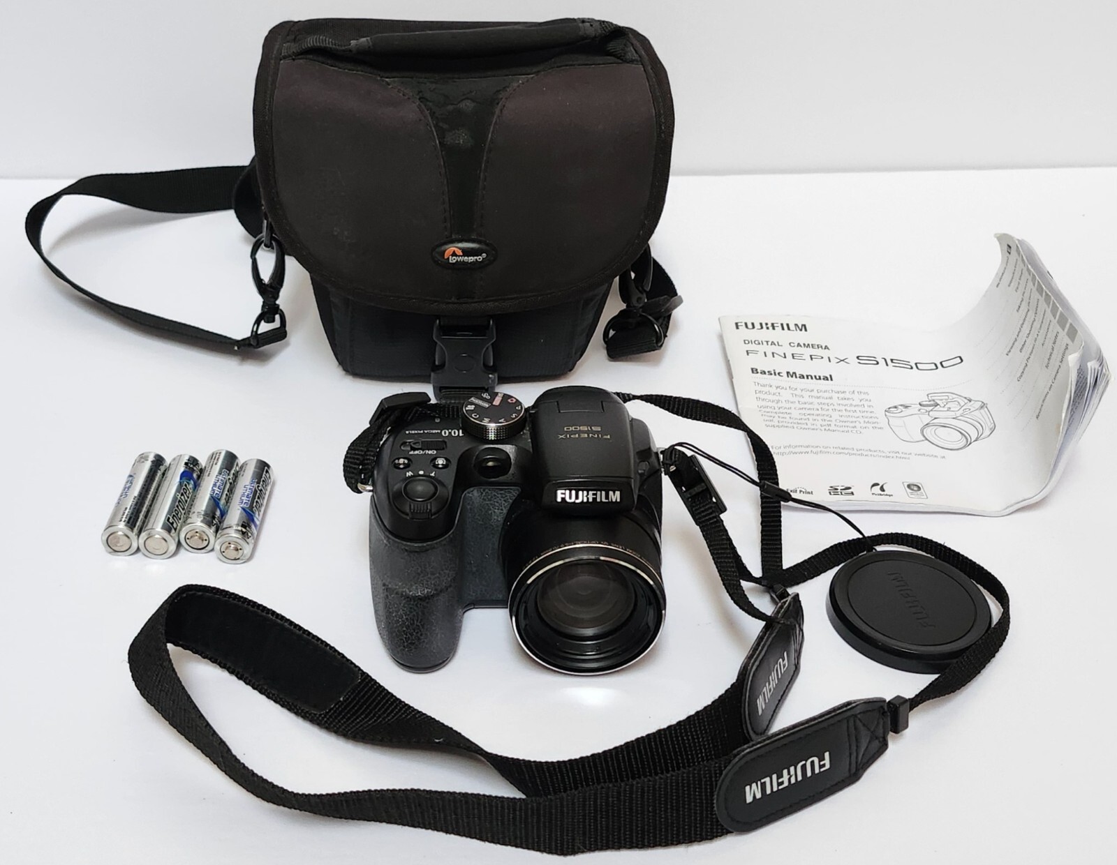 Fujifilm FinePix S1500 10MP Digital Camera Black with Batteries & Case Tested