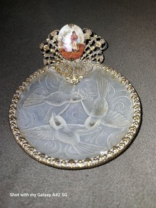 VINTAGE FRENCH FROSTED GLASS TRINKET DISH W/DOVES
