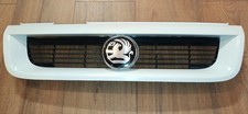 OE Vauxhall Cavalier MK3 Facelift Grille In Glacier White