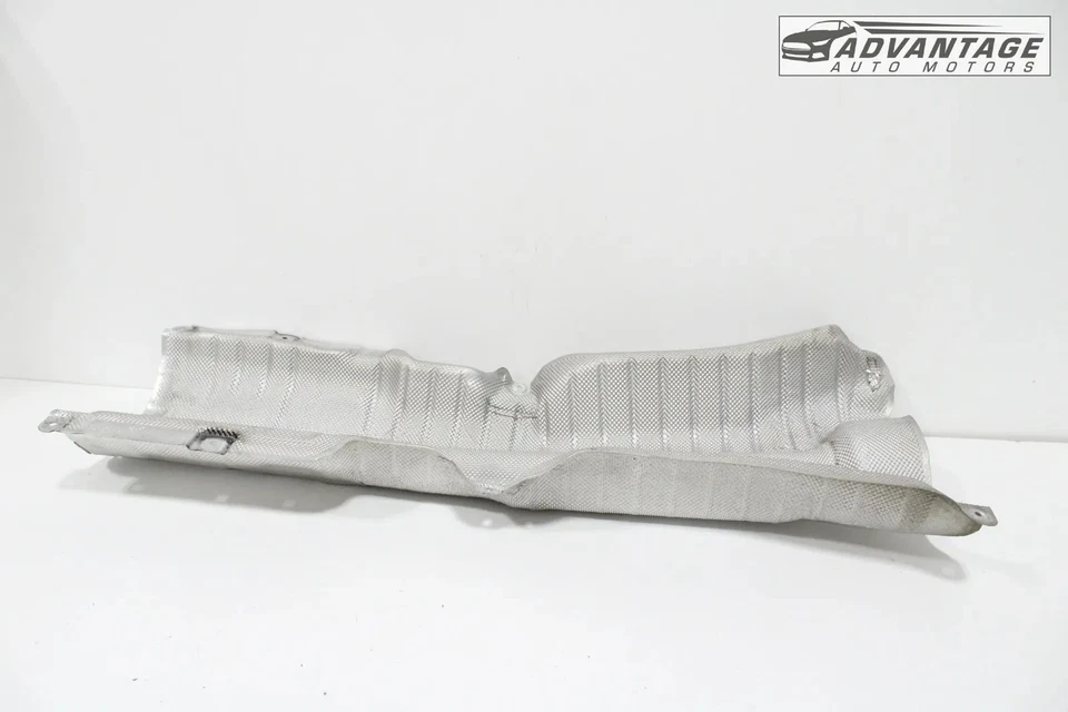BMW 750I XDRIVE G12 2016-2022 trasero centro inferior escape protector térmico OEM Foto 3 de 4