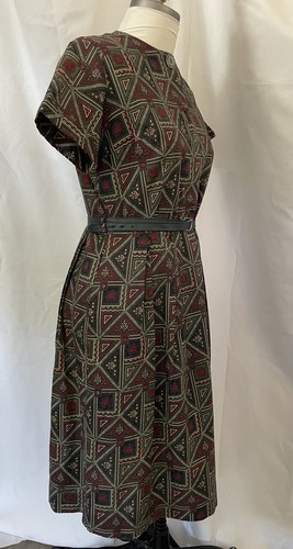 Vintage 1950's Green MCM Geometric Print Handmade Cotton Day Dress B 40" W 32" - Picture 5 of 10