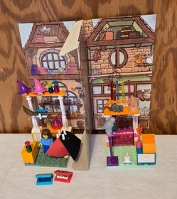 LEGO 4723 Harry Potter: Diagon Alley Shops - 100% w/box & manual