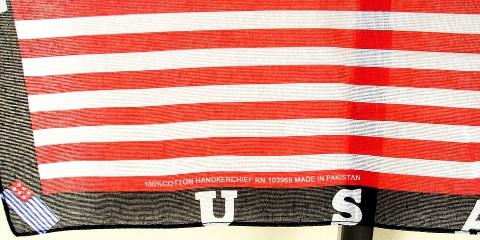 USA Flag Eagle 21" X 21" Handkerchief RN 103969 100% Cotton - Image 2 of 2