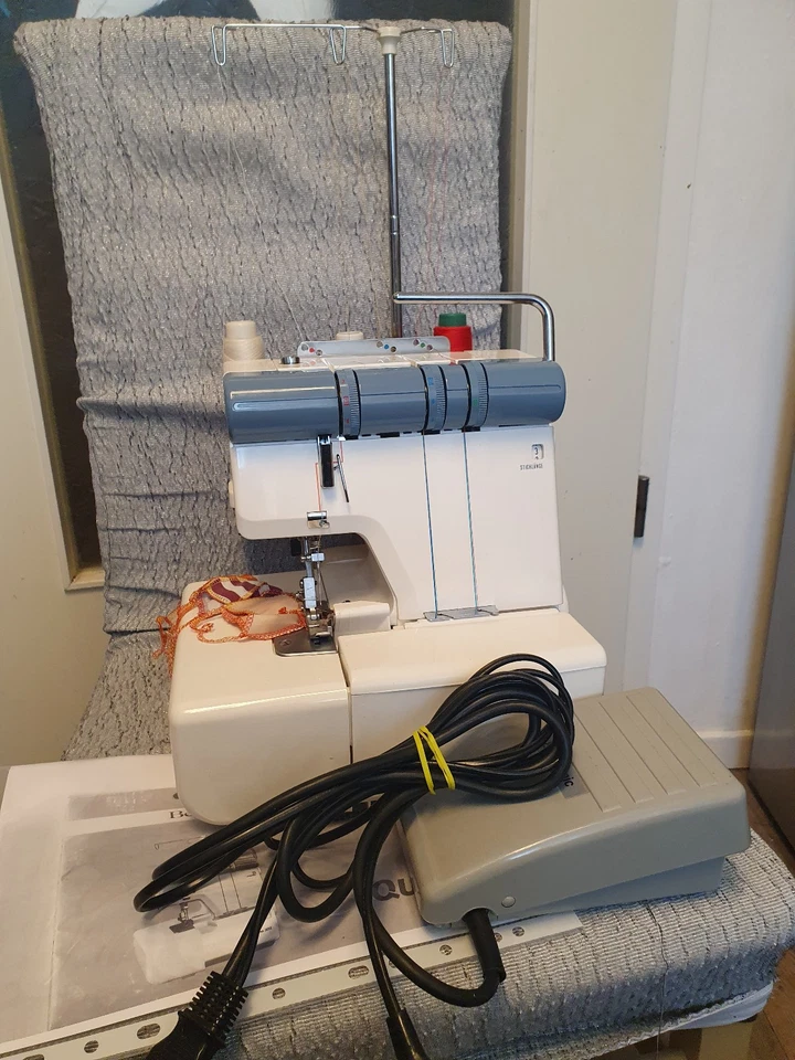 Privileg 303 Overlock Nähmaschine, 3 Faden - Bild 2 von 4