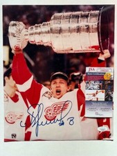 Autographed Igor Larionov with Cup Red Wings 11 x 14 JSA