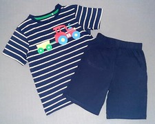 💫 kurzer Schlafanzug Pyjama, Shorty, Gr. 110/116, Junge, Traktor, wie NEU!