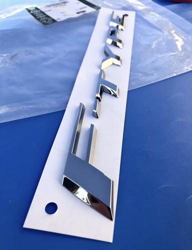 Logo Badge JAGUAR TDR4665 Originale F-Type AWD V6 2.2D 2.7D 3.0 Neuf - Picture 4 of 11