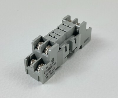 NEW SET OF 5 PCS KUHNKE Z375.02 RELAY BASES