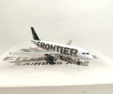 StarJets 1:200 Frontier Airlines N902FR Airbus A319 Plastic Plane Model READ