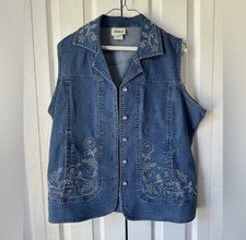 Vintage Distinct Denim Jean Jewel embellishment vest size Medium Western Cowgirl