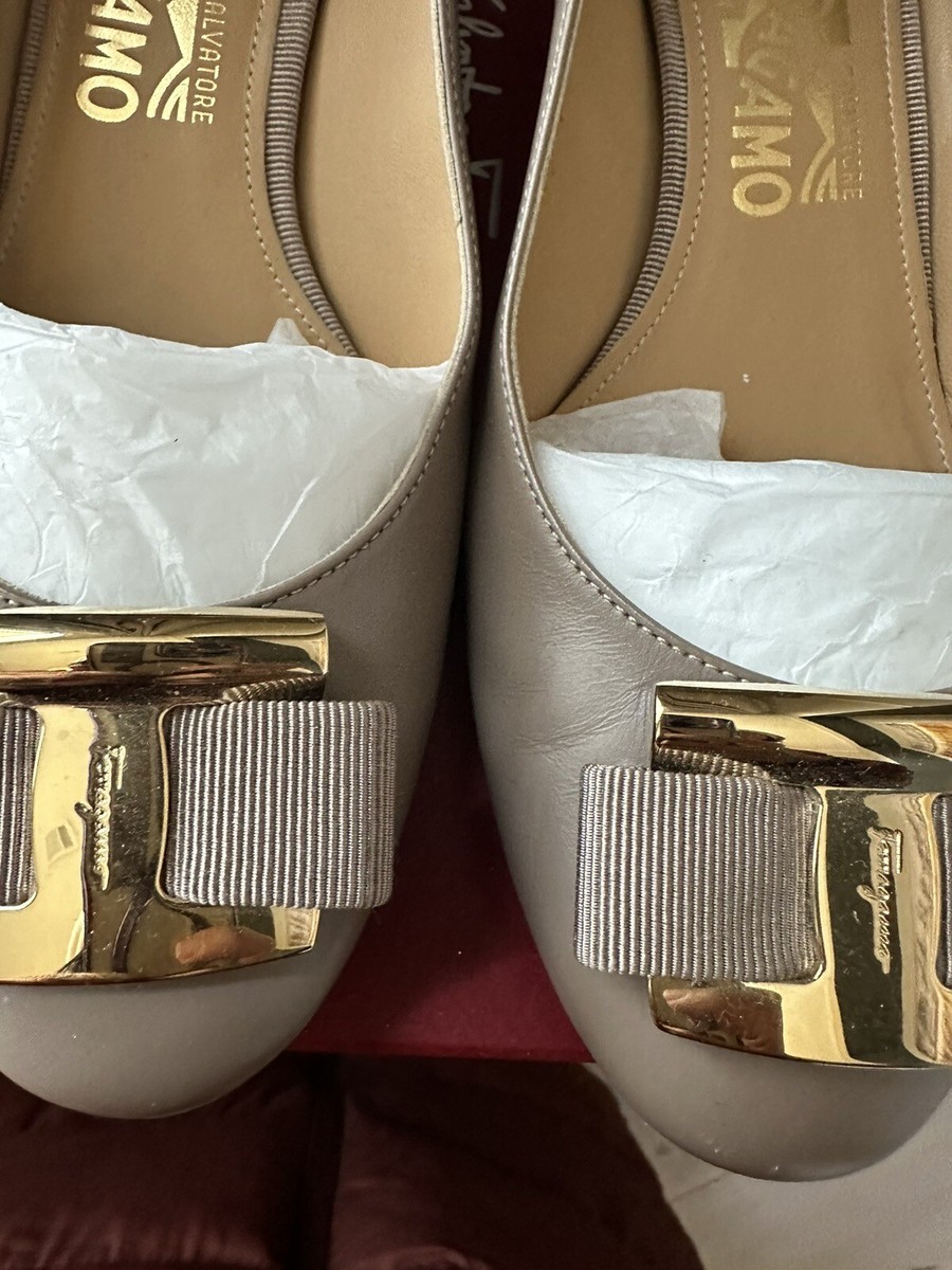 Salvatore Ferragamo アイボリー シューズVARA 61/2 $_12.JPG?set_id=880000500F