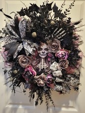 Beautiful Gothic Skeleton