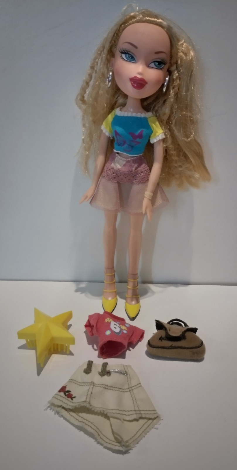 Bratz Doll Cloe Feelin Pretty Collection 2001 incomplete W/accessories - Rare