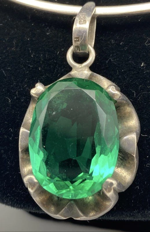 Ожерелье с подвеской из зеленого стекла серебро 925 пробы 30,0 г - Изображение 2 из 4