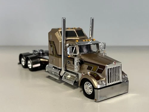 NEW DCP 1/64 GOLD W/ STRIPES KENWORTH W900L 60" AERODYNE W/ 310” FRAME