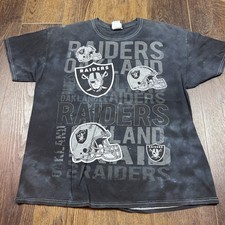 Y2K Oakland Raiders NFL Team Apparel XL Black Graphic T Shirt Football Helmet