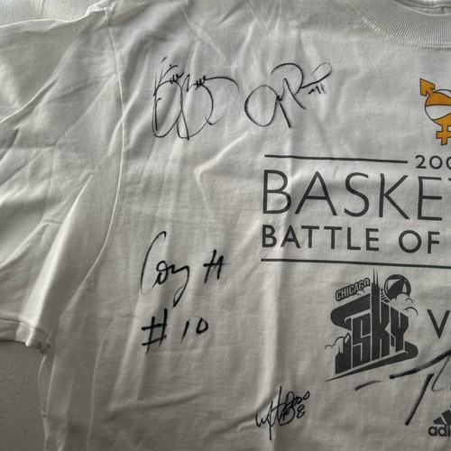 WNBA 2009 Battle Of The Sexes Basketball Tee With Autographs - Picture 2 of 5