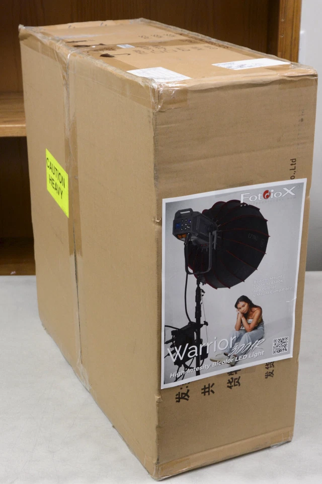 FotoDiox Pro Warrior 300 XR High Intensity Bicolor LED Light - New In Box - Image 3 of 4