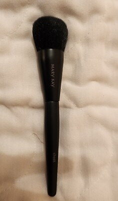 MARY KAY CHEEK BRUSH~New In Plastic Sleeve