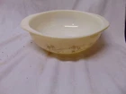 vintage Pyrex round dish beige color with gold leaf accent design 024 2 quart