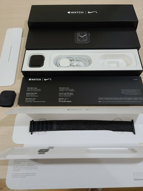 apple watch 4 nike  gps
