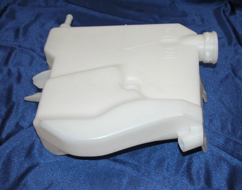Nueva botella de desbordamiento de refrigerante para radiador GM compatible con 04-11 Impala 04-07 Grand Prix Foto 4 de 4