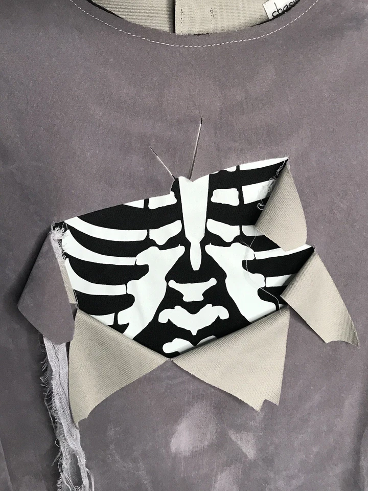 Disfraz Caballero Esqueleto Persiguiendo Luciérnagas Niños Talla 10 Top Camisa Cubierta SOLO Foto 2 de 4