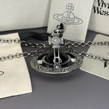 Vivienne Westwood Orb Large Japan Black Flower Necklace WITH BOX