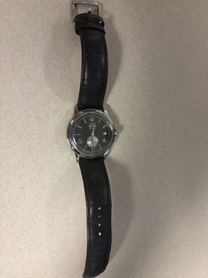 Orient Bambino Version 2 small seconds Automatic Men's Watch Black Dial Leather