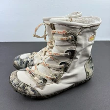 TMA EYES Boots 9.5 Off White Zip Up Insulated Bootie Womens Runs Large