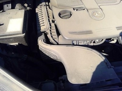 Used Air Cleaner Assembly fits: 2015 Mercedes-benz Mercedes ml-class 251 Type R3