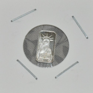 Statue of Liberty 1 Gram .999 Fine Silver Bar Coin