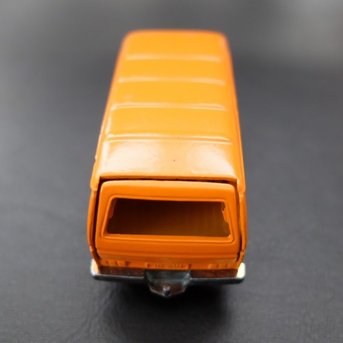 4 x SIKU 1331 VW Bus T3 modelo publicitario / Stihl / T.V. D-Van / DBP Peilwagen / EVM - Imagen 6 de 20