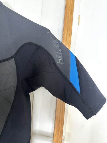 Billabong Junior Boy’s 2mm Shorty Steamer Wetsuit Surfing - Picture 3 of 6