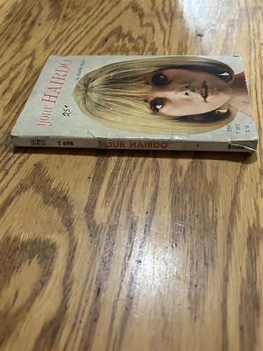YOUR HAIRDO PAPERBACK BOOK BY ELAINE BUDD - Picture 2 of 5