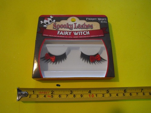 Fright Night by Ardell Spooky Lashes *FAIRY WITCH* False Eyelashes & Adhesive - 第 1/1 張圖片